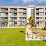 Flowers Z Parkingiem Perlowa Przystan - Apartman *