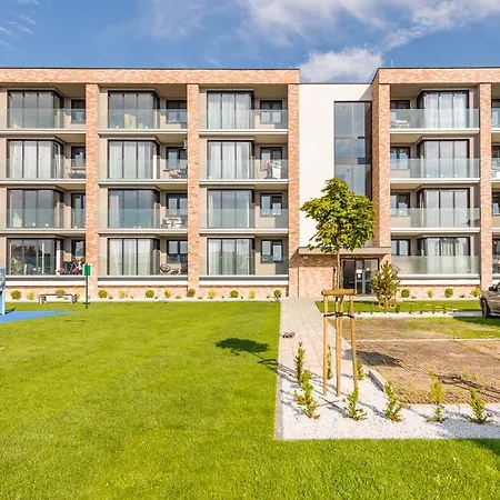 Flowers Z Parkingiem Perlowa Przystan - Apartment *