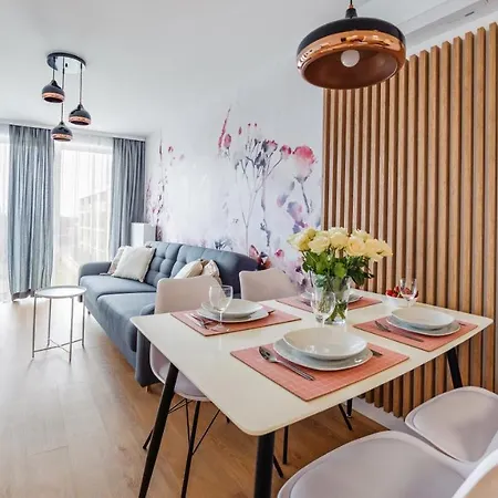 Flowers Z Parkingiem Perlowa Przystan - Appartamento *