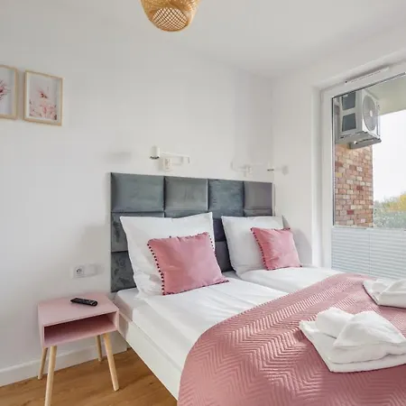 Flowers Z Parkingiem Perlowa Przystan - شقة كولوبرزيغ