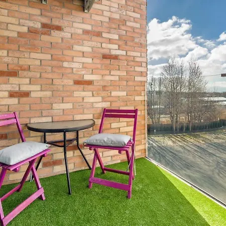 Flowers Z Parkingiem Perlowa Przystan -